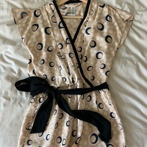 Silk DVF blouse with silk waist belt